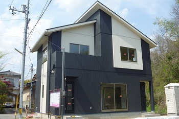 東広島市　注文住宅　招き屋根が素敵な家